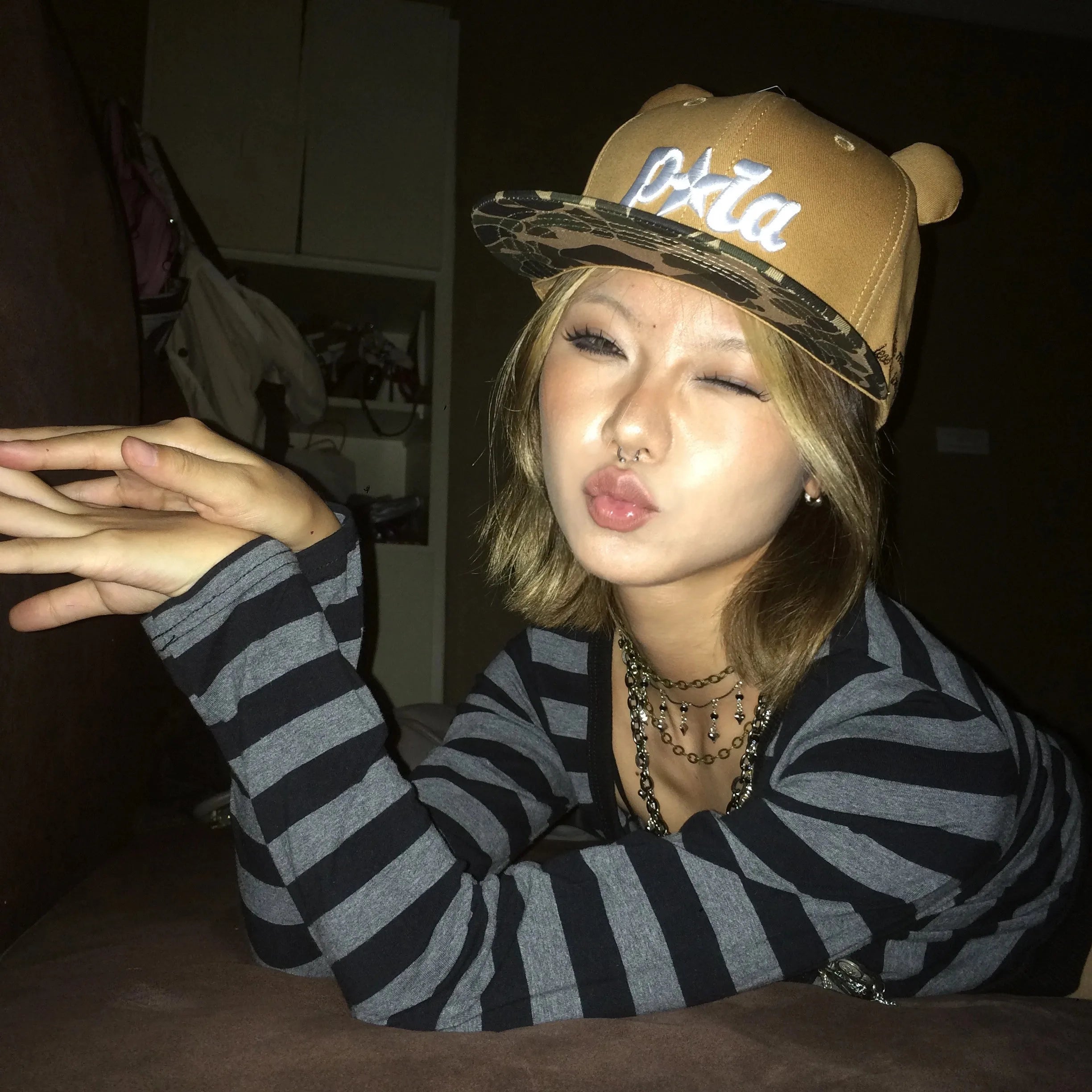 STRIPED LONG SLEEVE- CROP